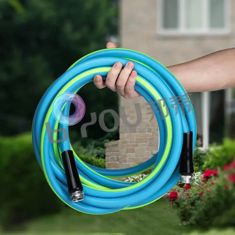 retractable-garden-hose-with-10-patterns-spray-nozzle-7