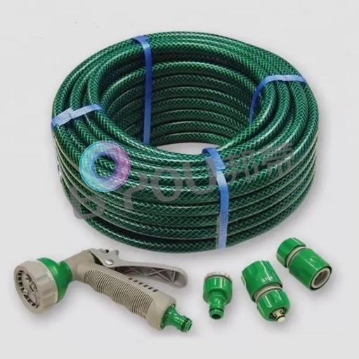 expandable-hose-and-hard-hose---which-is-better-matched-with-your-yard-2.jpg